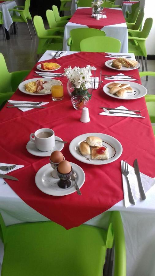 Hotel Pinares Plaza Pereira Dış mekan fotoğraf