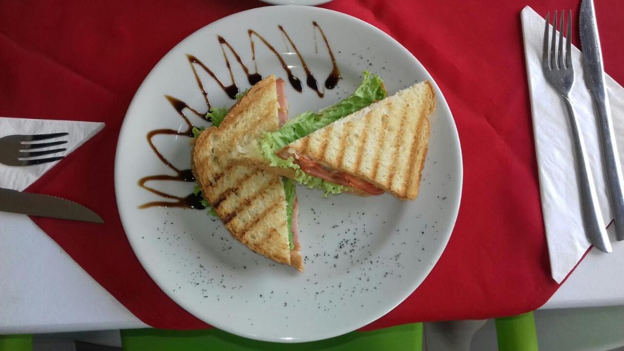 Hotel Pinares Plaza Pereira Dış mekan fotoğraf