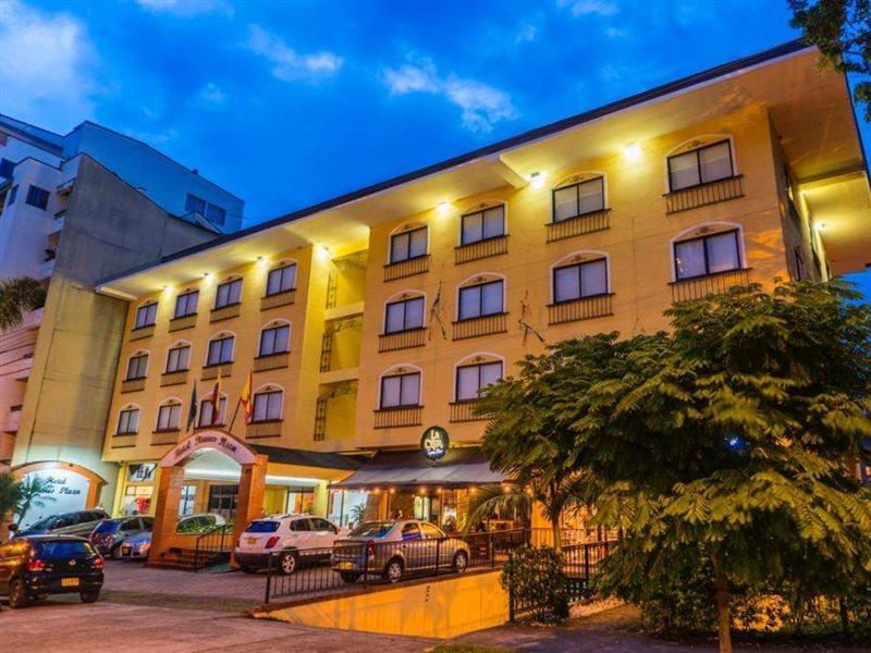 Hotel Pinares Plaza Pereira Dış mekan fotoğraf