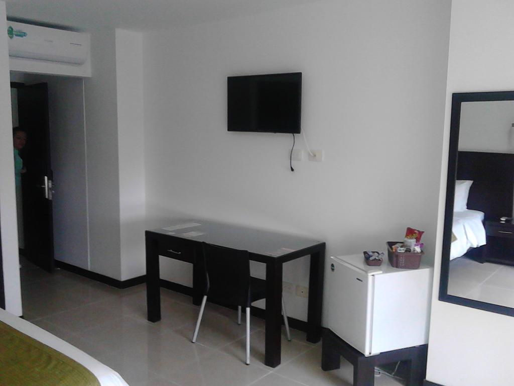 Hotel Pinares Plaza Pereira Dış mekan fotoğraf